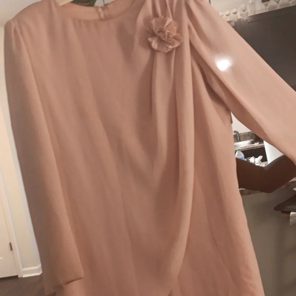 Clothes - Picture 4 of 4